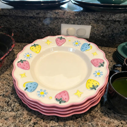 Strawberry Meadow Series – Scallop Dessert Plate